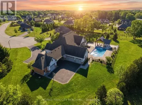 29 Wallace Court Brantford ON N3T 5L7