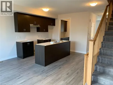 585 Colborne Street East Brantford ON N3S 0K4