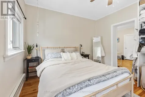 84 Fourth Avenue Ottawa ON K1S 2L2