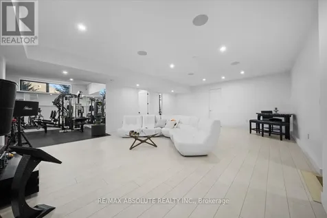 553 Shoreway Drive Ottawa ON K4P 0G3