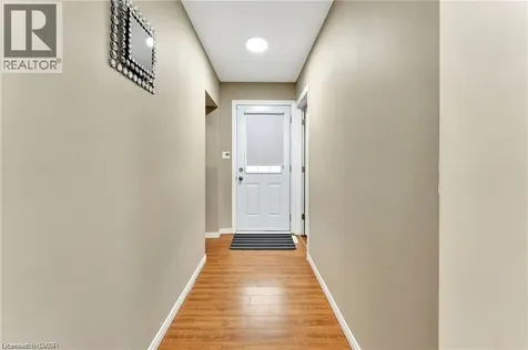 23 Palace Street Brantford ON N3T 3W5