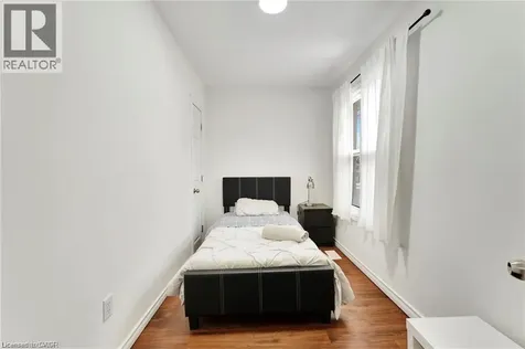 23 Palace Street Brantford ON N3T 3W5