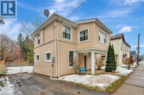 23 Palace Street Brantford ON N3T 3W5