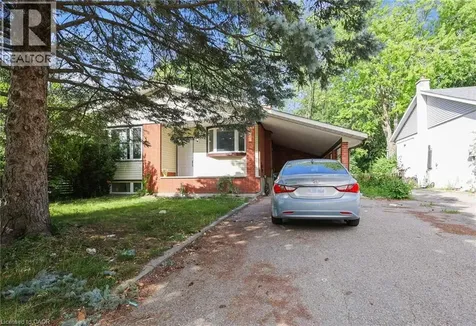 7 Cardill Crescent Waterloo ON N2L 3Y7