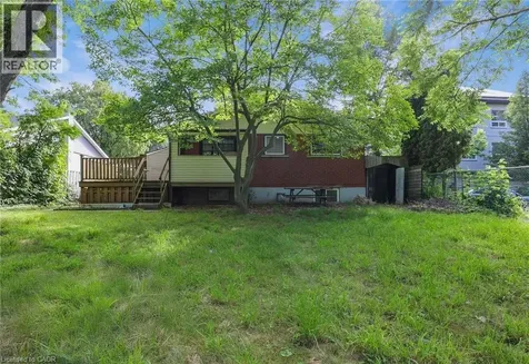 7 Cardill Crescent Waterloo ON N2L 3Y7