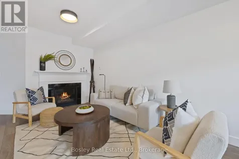 125 Courtland Street Blue Mountains ON L9Y 0R4