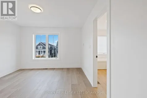 125 Courtland Street Blue Mountains ON L9Y 0R4