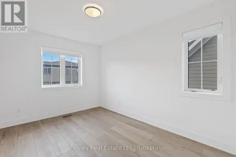 125 Courtland Street Blue Mountains ON L9Y 0R4