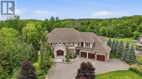 206 Churchill Avenue King ON L7B 0G9