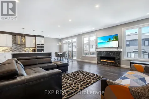 348 Abbeydale Circle Ottawa ON K2K 0E9