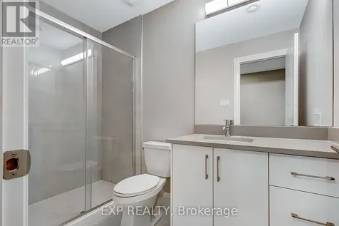 348 Abbeydale Circle Ottawa ON K2K 0E9