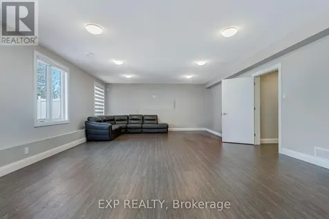 348 Abbeydale Circle Ottawa ON K2K 0E9