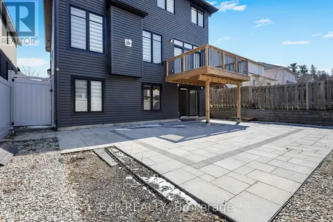 348 Abbeydale Circle Ottawa ON K2K 0E9
