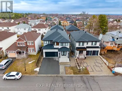 348 Abbeydale Circle Ottawa ON K2K 0E9