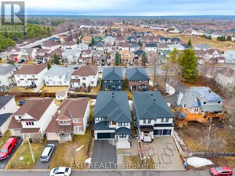 348 Abbeydale Circle Ottawa ON K2K 0E9