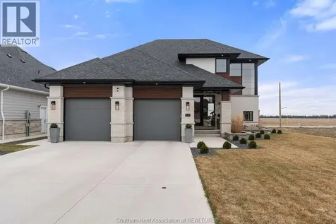 54 Dundee Drive West Chatham ON N7M 0S7