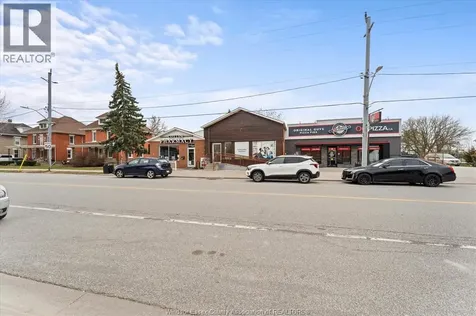 125 County Rd 34 West Cottam ON N0R 1B0