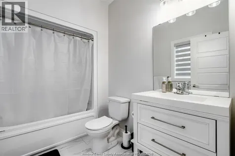 241 Robinson Avenue Essex ON N8M 0A8