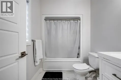 241 Robinson Avenue Essex ON N8M 0A8