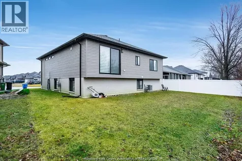 241 Robinson Avenue Essex ON N8M 0A8