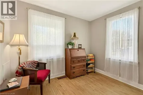 944 Garth Street Hamilton ON L9C 4L2