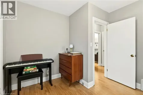 944 Garth Street Hamilton ON L9C 4L2