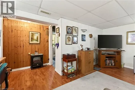 944 Garth Street Hamilton ON L9C 4L2