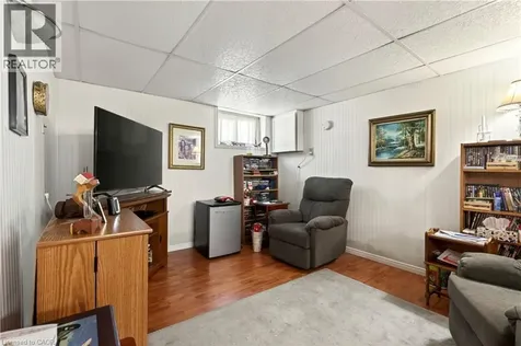 944 Garth Street Hamilton ON L9C 4L2