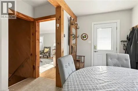 944 Garth Street Hamilton ON L9C 4L2