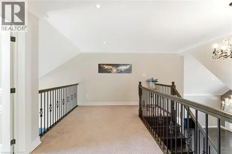 85 Hillcroft Drive Stoney Creek ON L8J 3W9