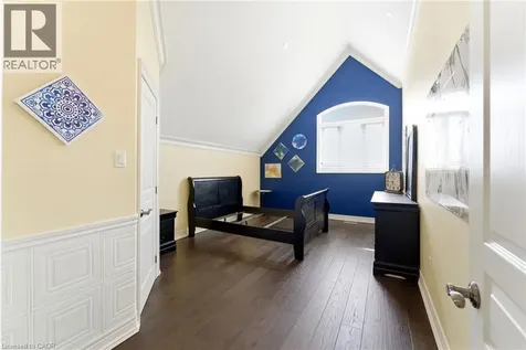 85 Hillcroft Drive Stoney Creek ON L8J 3W9