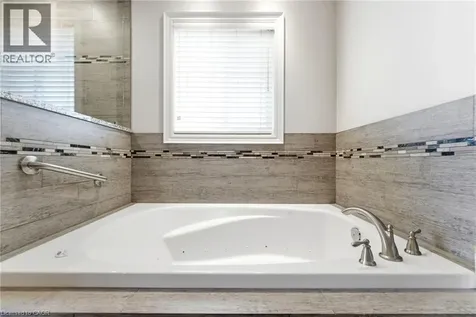 85 Hillcroft Drive Stoney Creek ON L8J 3W9