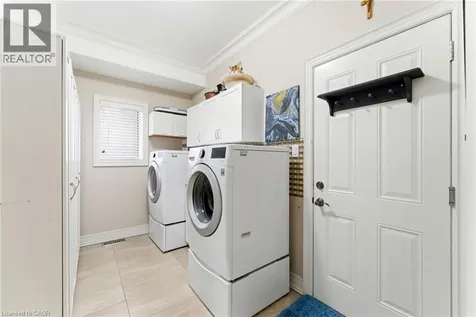 85 Hillcroft Drive Stoney Creek ON L8J 3W9