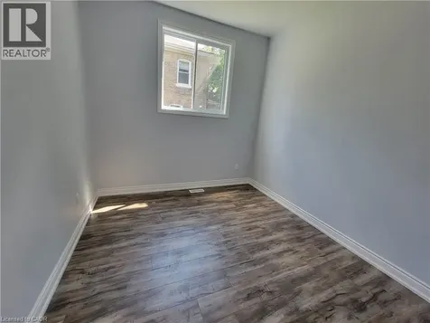 103 Peel Street Brantford ON N3S 5M3