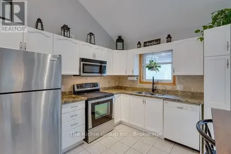 624 Cedar Street West Shelburne ON L9V 2W6