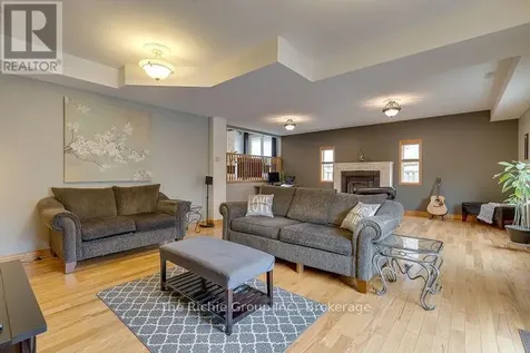 624 Cedar Street West Shelburne ON L9V 2W6