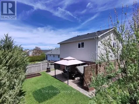 624 Cedar Street West Shelburne ON L9V 2W6