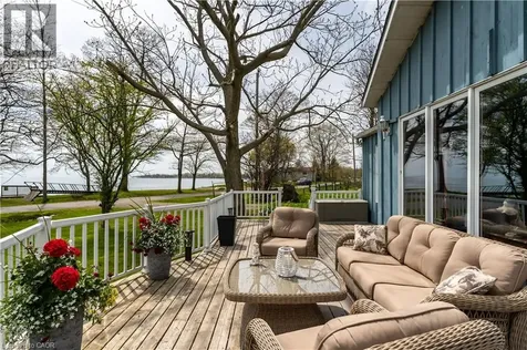 557 Edgewater Place Dunnville ON N1A 2W8