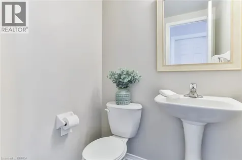 3 Dwyer Court Brantford ON N3T 0G8