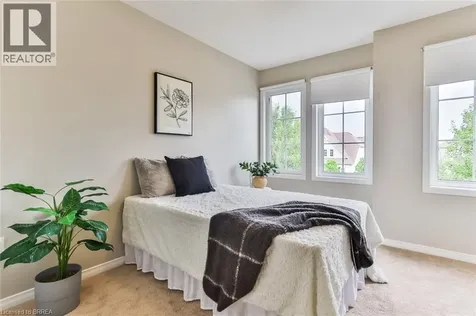 3 Dwyer Court Brantford ON N3T 0G8