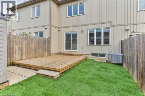 3 Dwyer Court Brantford ON N3T 0G8