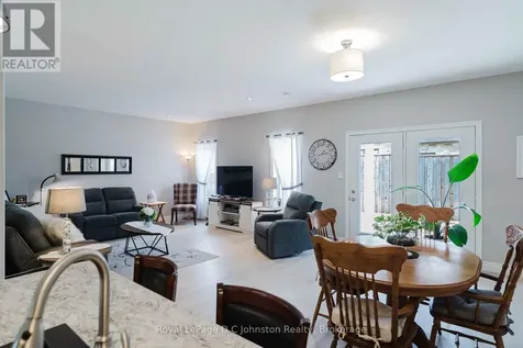 1062 Waterloo Street Saugeen Shores ON N0H 2C3