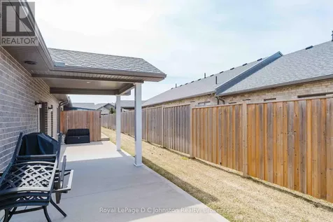 1062 Waterloo Street Saugeen Shores ON N0H 2C3