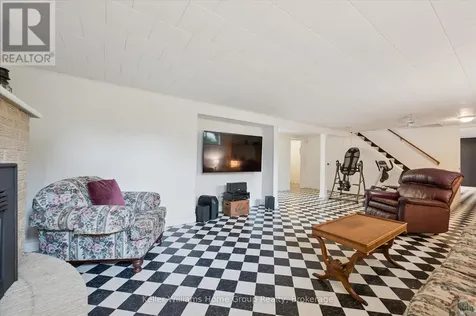 7828 Sixth Line East Centre Wellington ON N0B 1S0