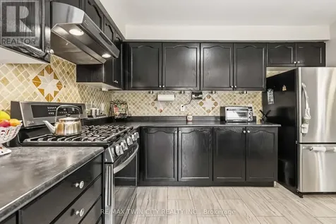 156 Osborn Avenue Brantford ON N3T 6S7