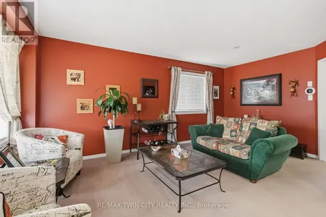 156 Osborn Avenue Brantford ON N3T 6S7