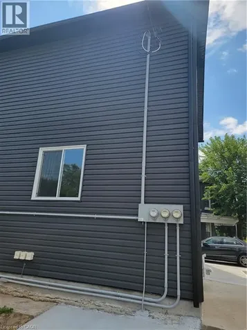 103 Peel Street Brantford ON N3S 5M3