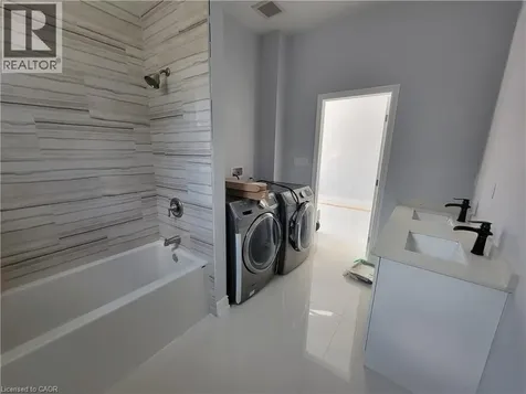 103 Peel Street Brantford ON N3S 5M3