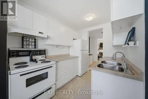 1832 Loranger Court Ottawa ON K1C 7H6