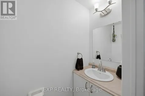 1832 Loranger Court Ottawa ON K1C 7H6